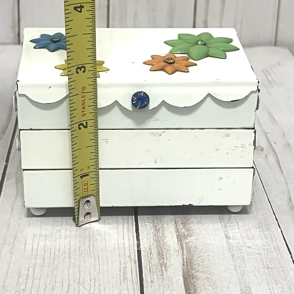 Mod 1960s Vintage Japan Metal Daisy Accordion Jewelry Box Whimsy